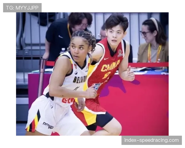 纪录之夜:水星队刷新队史单场助攻纪录,团队篮球获主帅盛赞 纪录之夜:水星队刷新队史单场助攻纪录,团队篮球获主帅盛赞